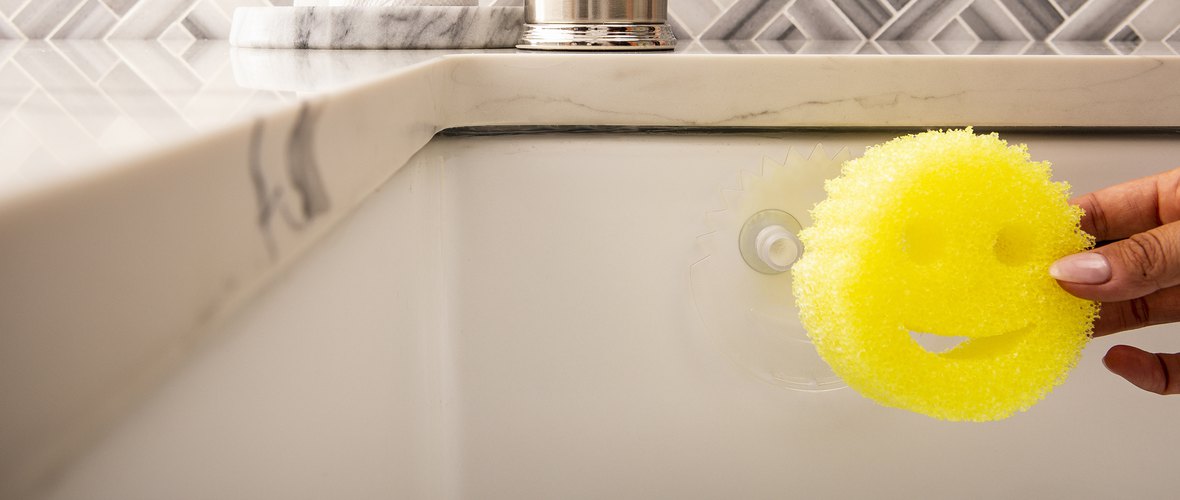 https://scrubdaddy.com/media/product/features/background_11_aGZBZr8.normal.jpg